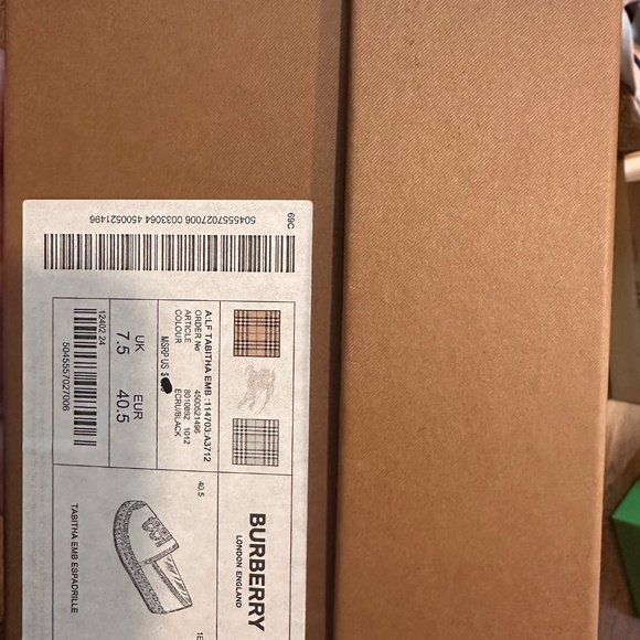 Burberry Tabitha Emb Espadrille - Picture 2 of 14